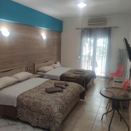 G M 3 Rooms Kentpo In The Heart Of The City Larissa Luaran gambar