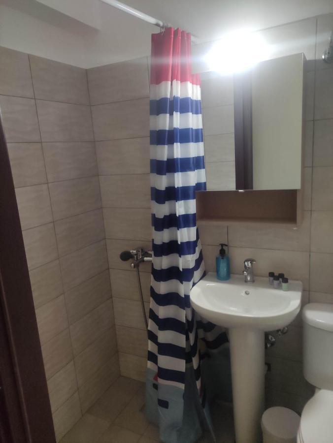 G M 3 Rooms Kentpo In The Heart Of The City Larissa Luaran gambar