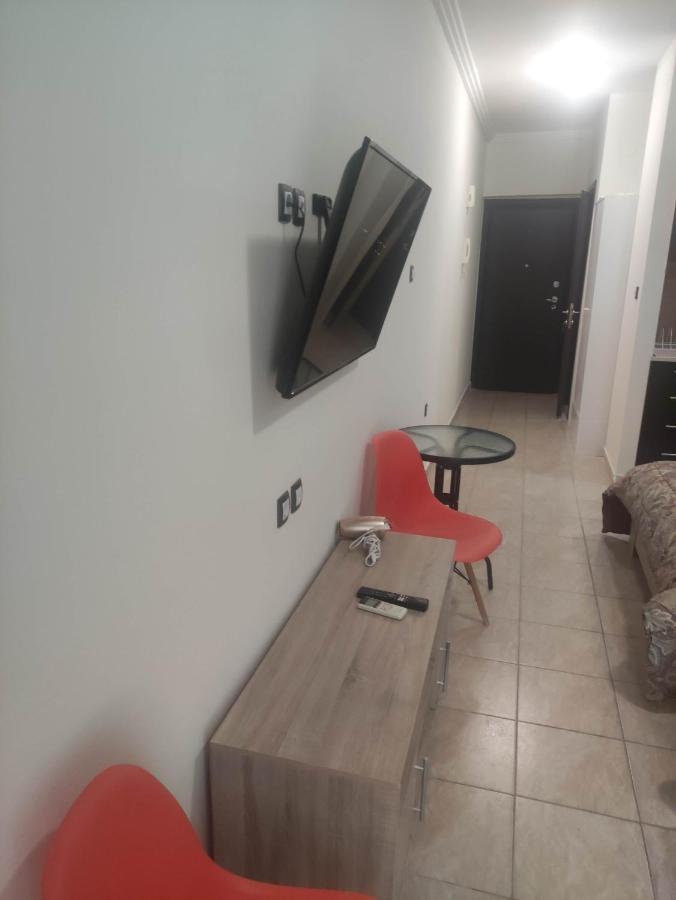 G M 3 Rooms Kentpo In The Heart Of The City Larissa Luaran gambar